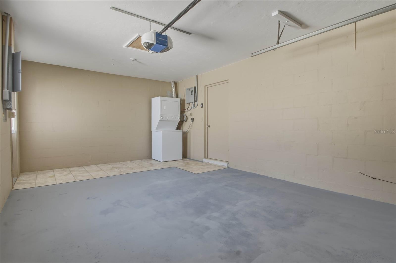 HI-RIDGE ESTATES 1ST ADD - Residential