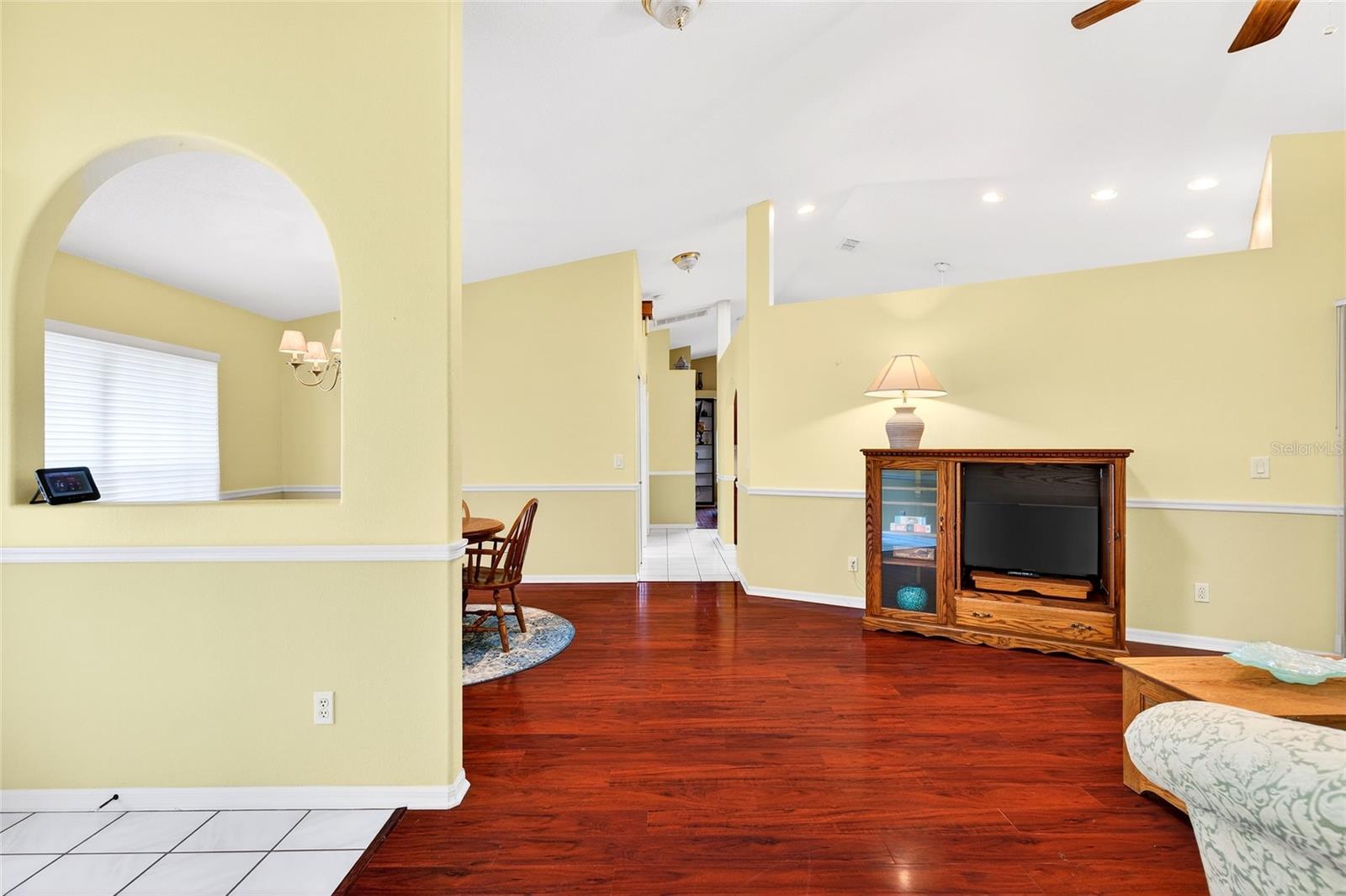 RAINBOW SPGS 05 REP - Residential