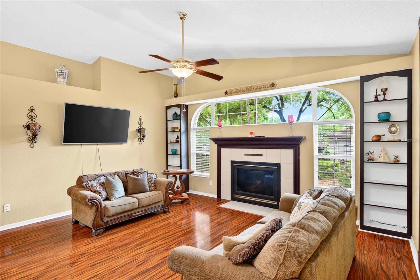 RAINBOW SPGS 05 REP - Residential