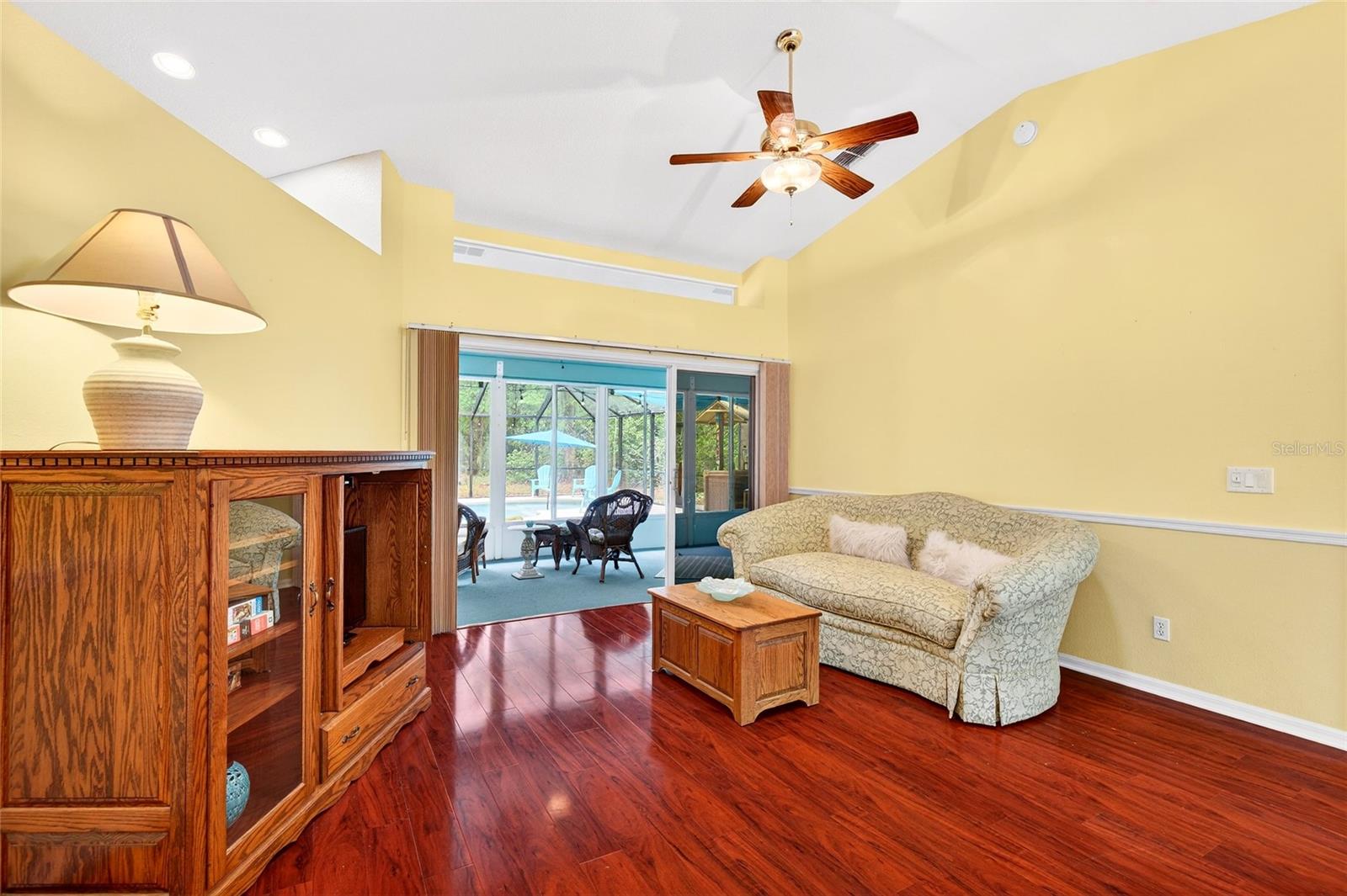 RAINBOW SPGS 05 REP - Residential