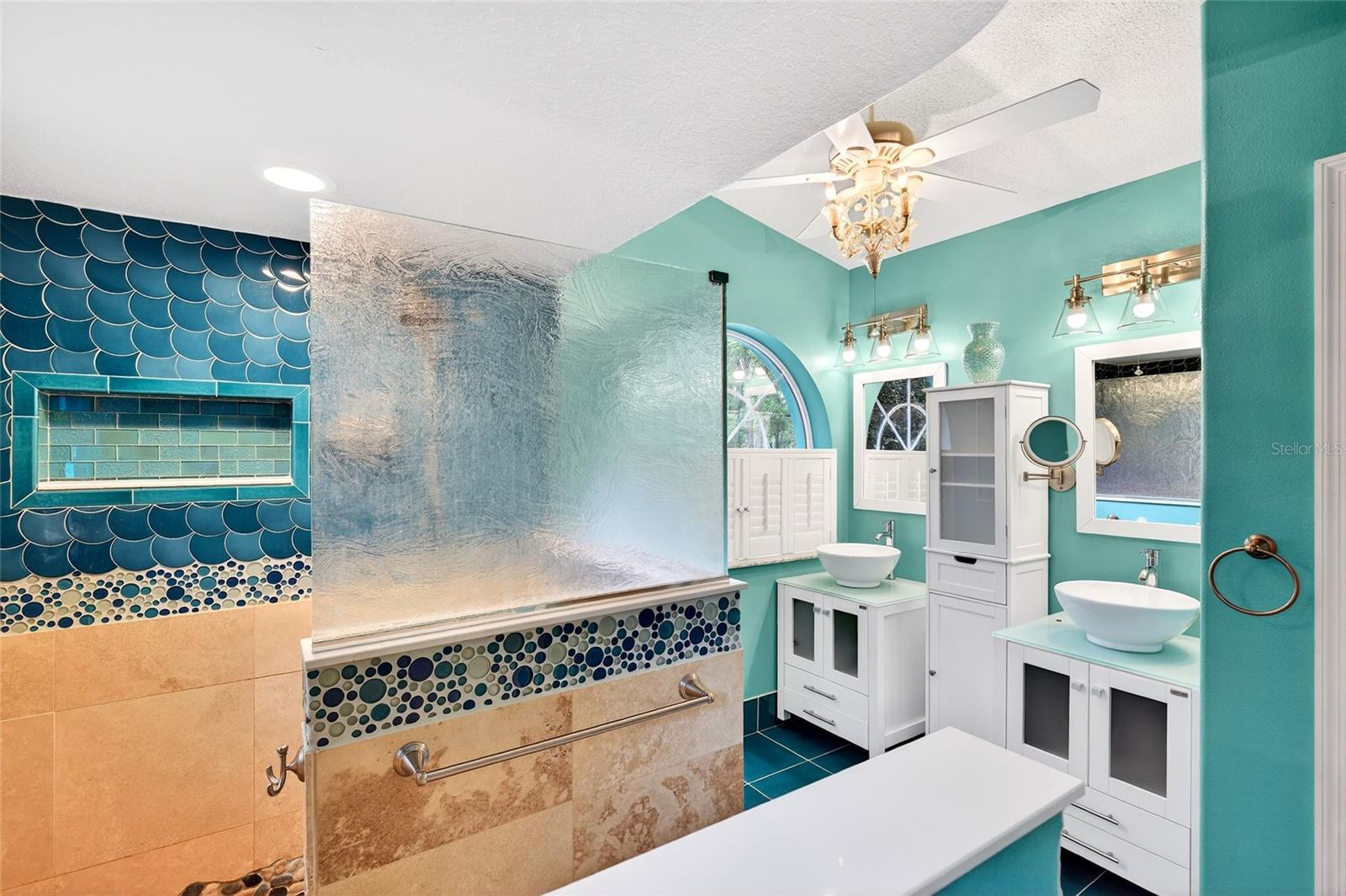 RAINBOW SPGS 05 REP - Residential