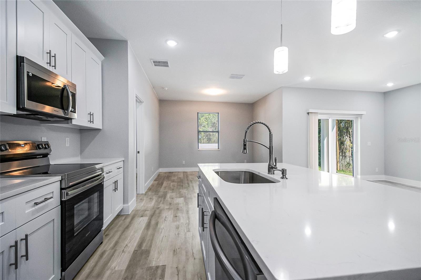 LAKE PIERCE HEIGHTS - Residential