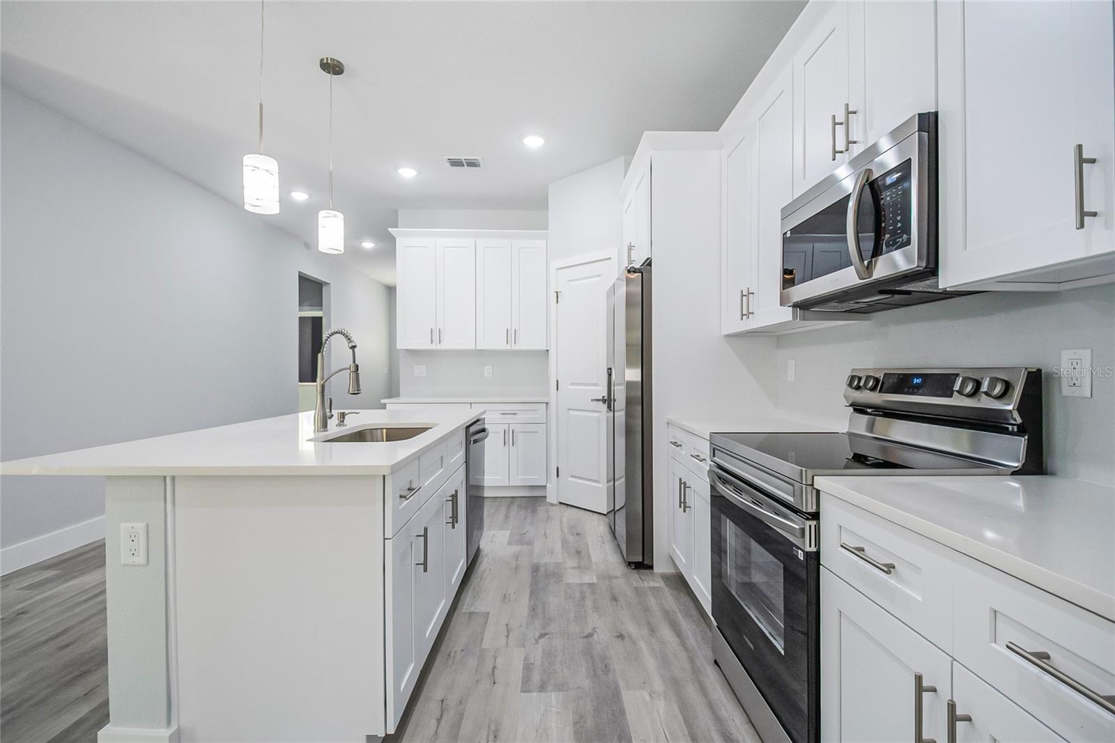 LAKE PIERCE HEIGHTS - Residential