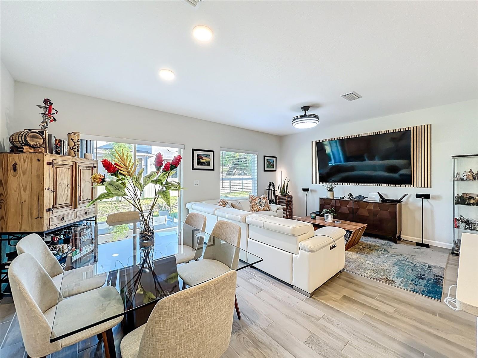 TYSON RANCH TWNHMS PH 2 - Residential