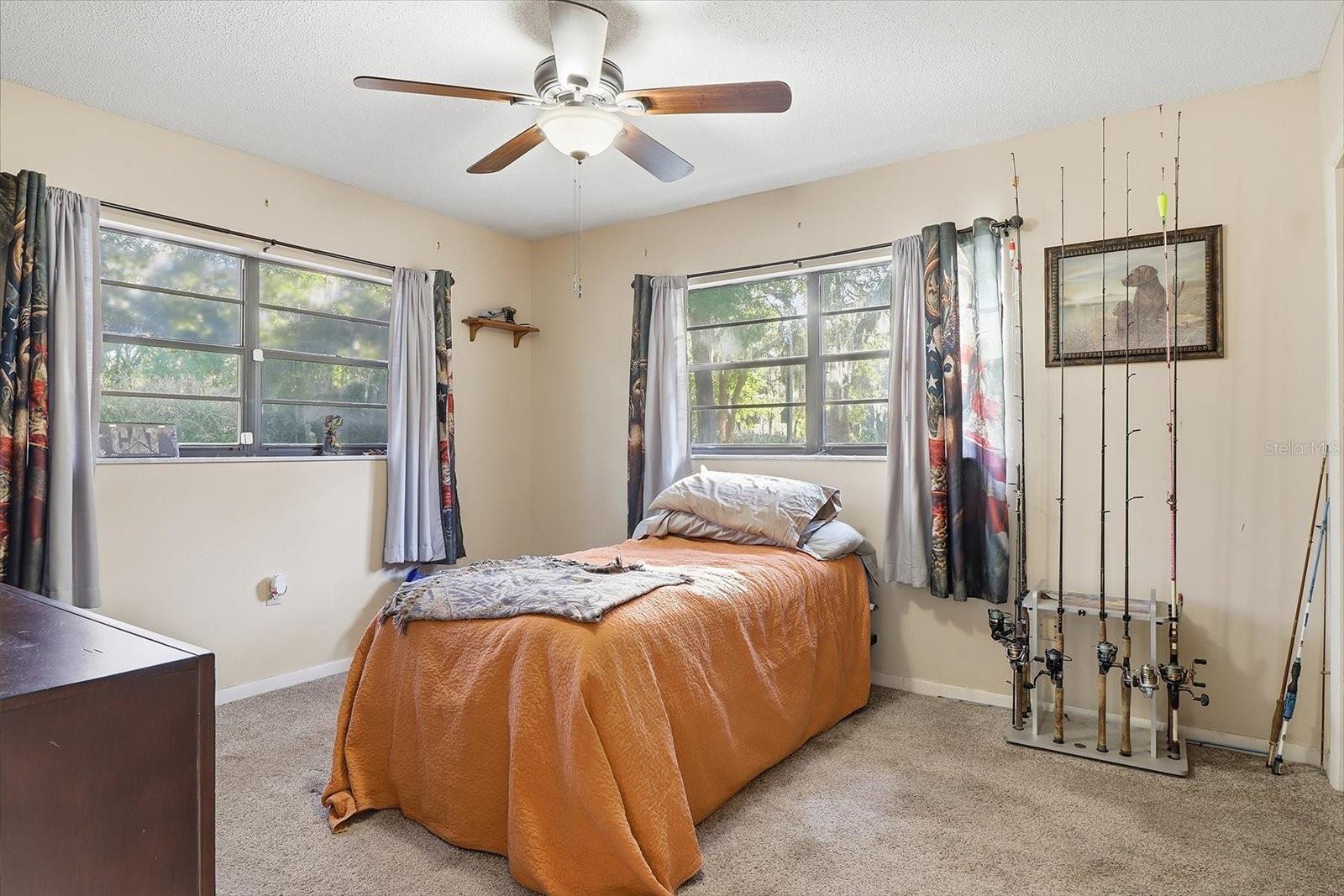 CRYSTAL MANOR UNIT 02 - Residential