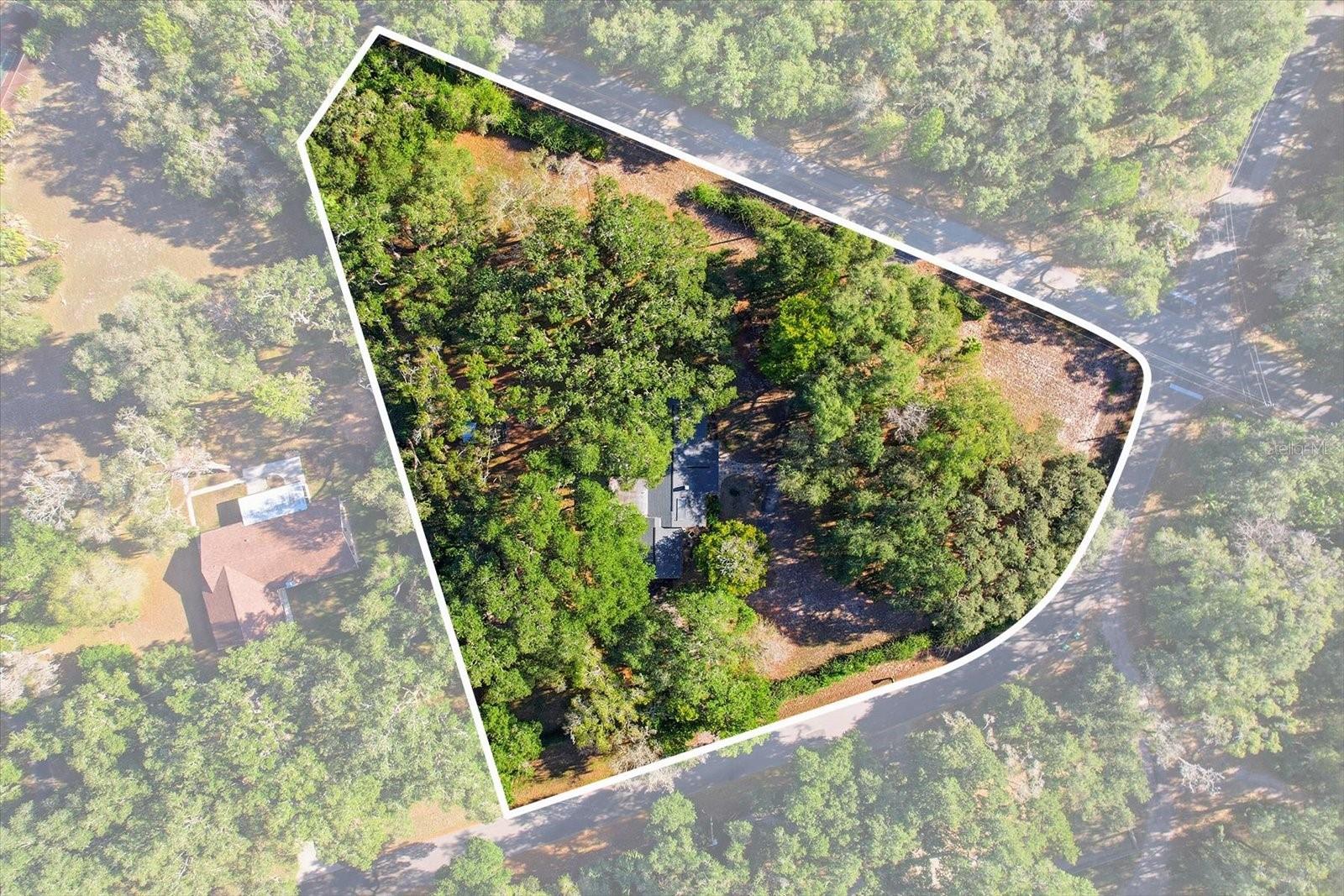 CRYSTAL MANOR UNIT 02 - Residential