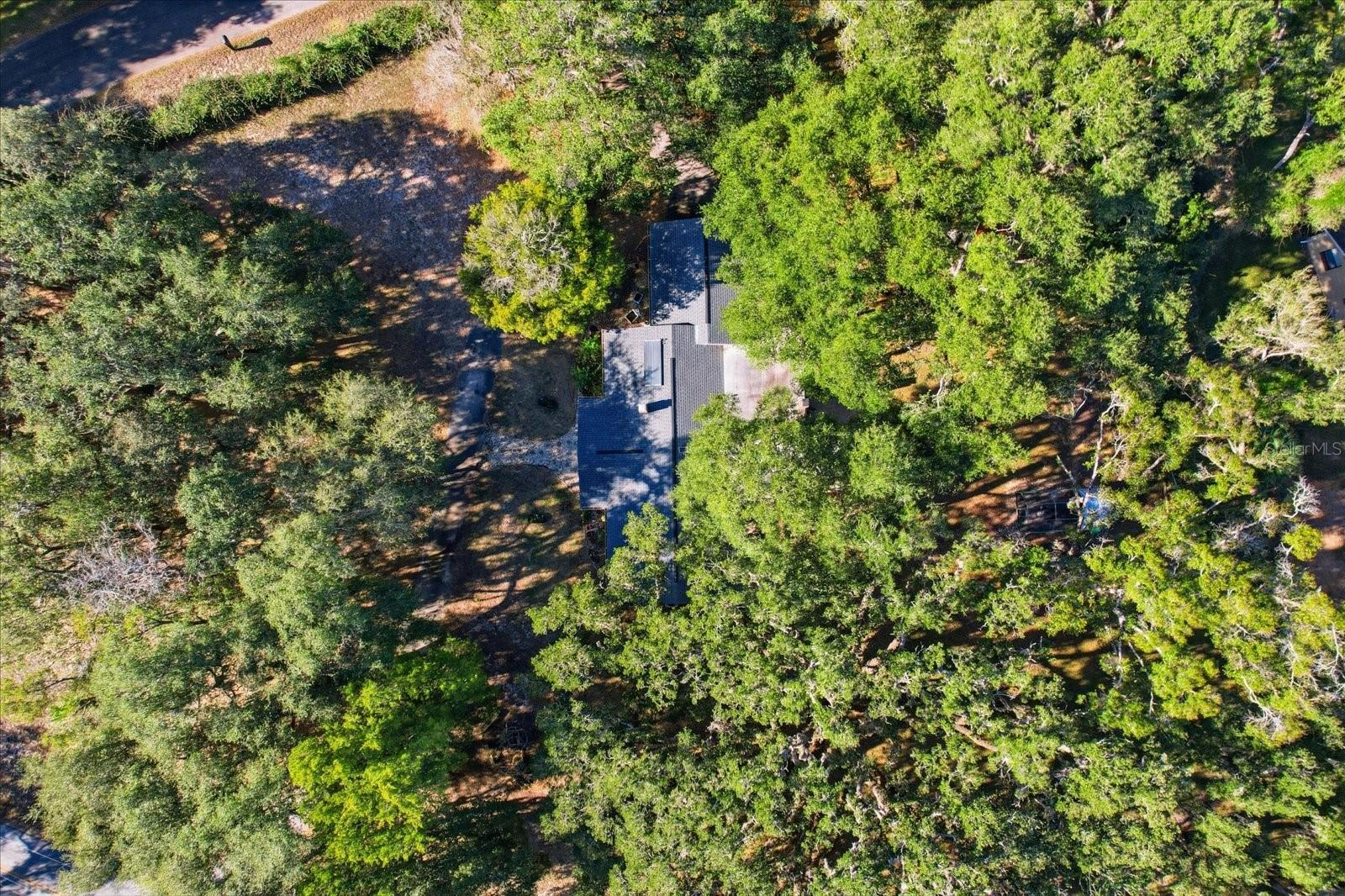 CRYSTAL MANOR UNIT 02 - Residential