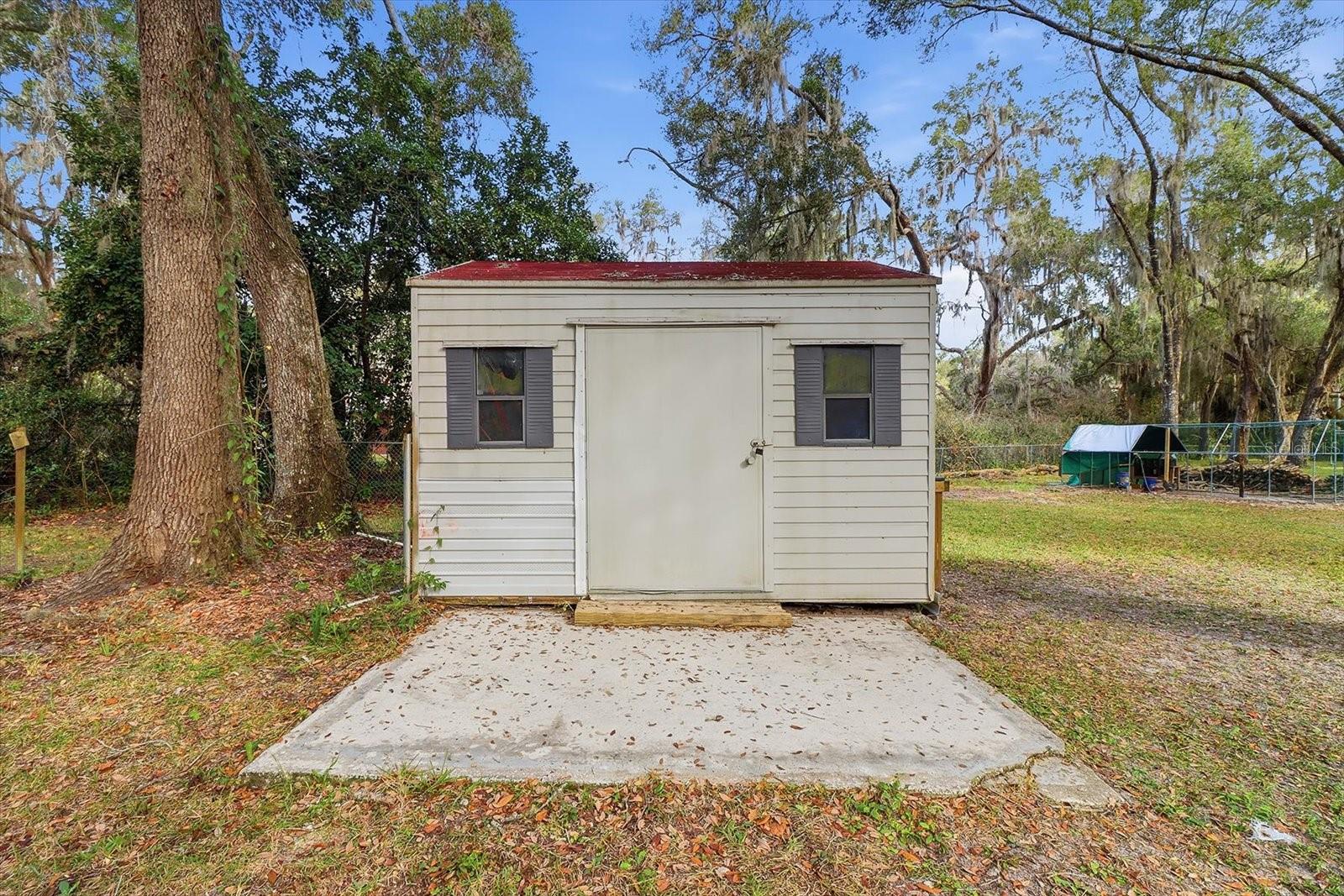 CRYSTAL MANOR UNIT 02 - Residential