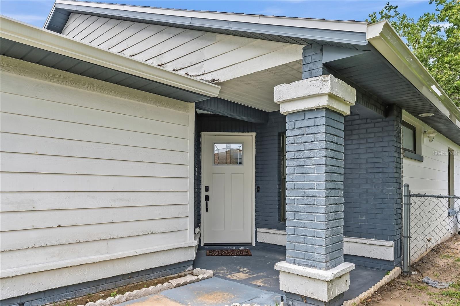 182 PINEWOOD CIRCLE