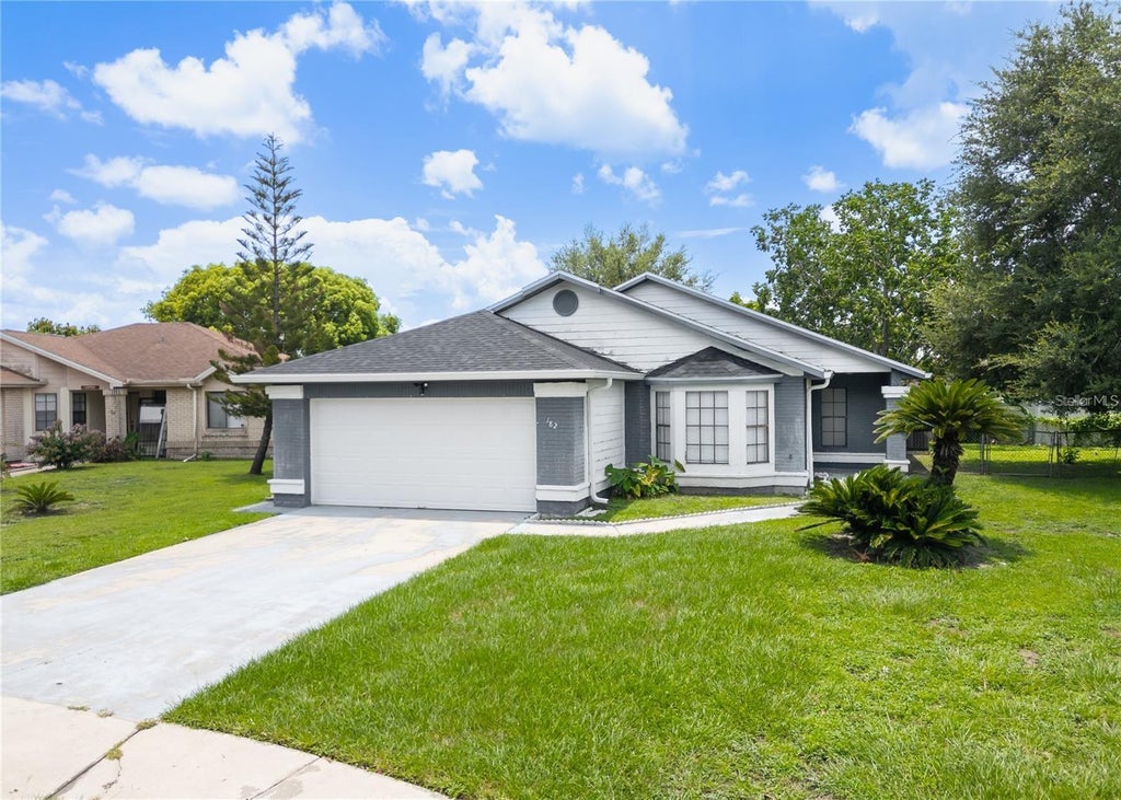 Photo of 182 Pinewood Circle, Kissimmee, FL 34743 (MLS # S5156207)