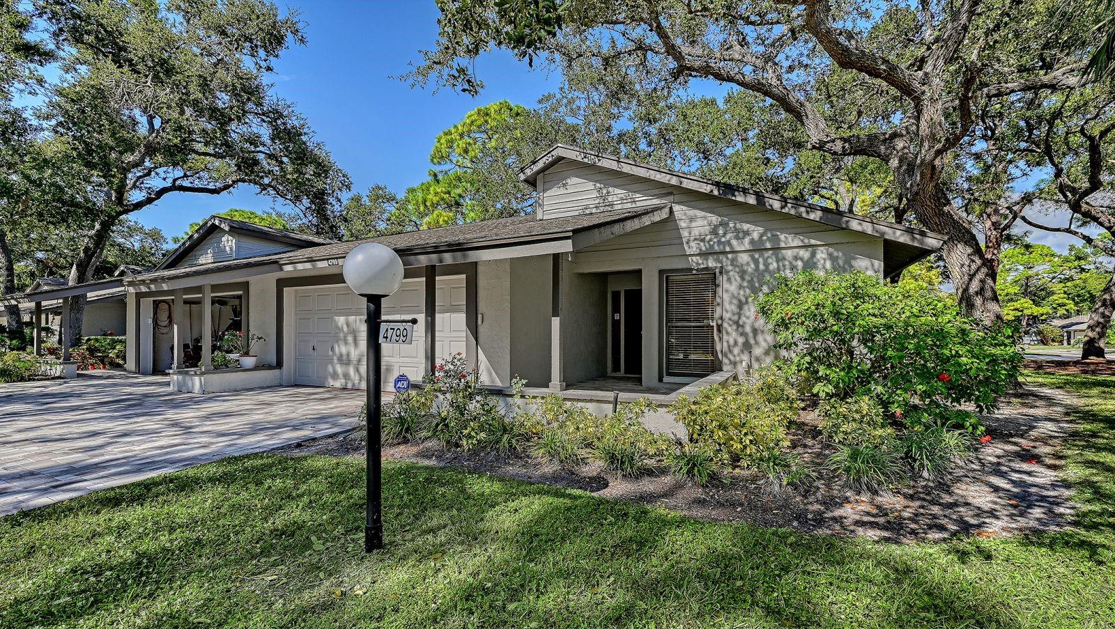 4799 OAK FOREST DRIVE W 43