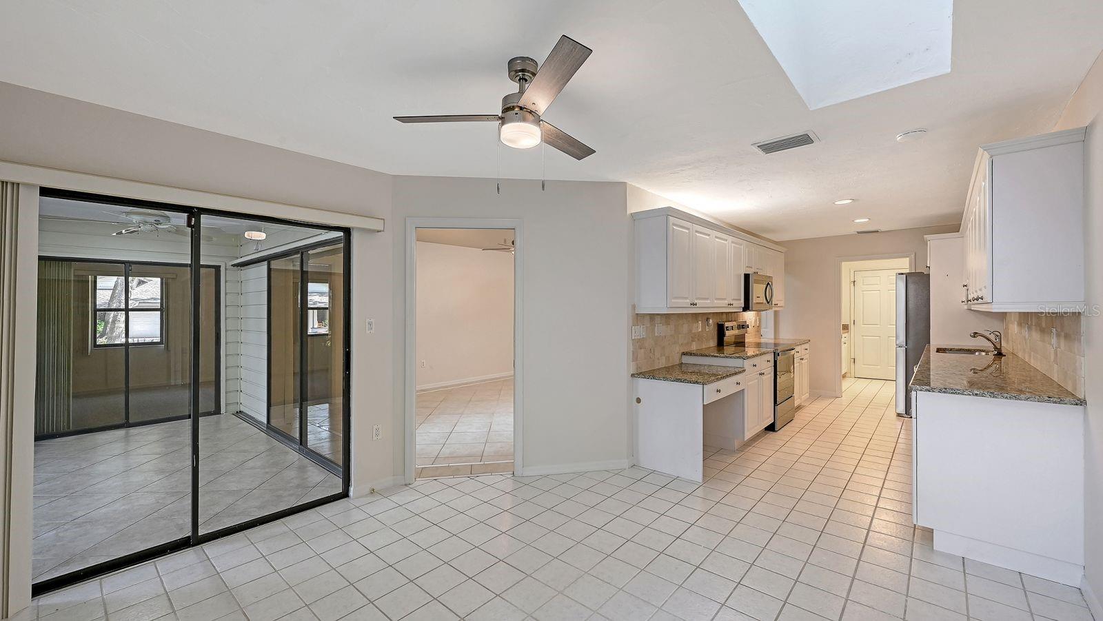 OAK FOREST VILLAS - Residential