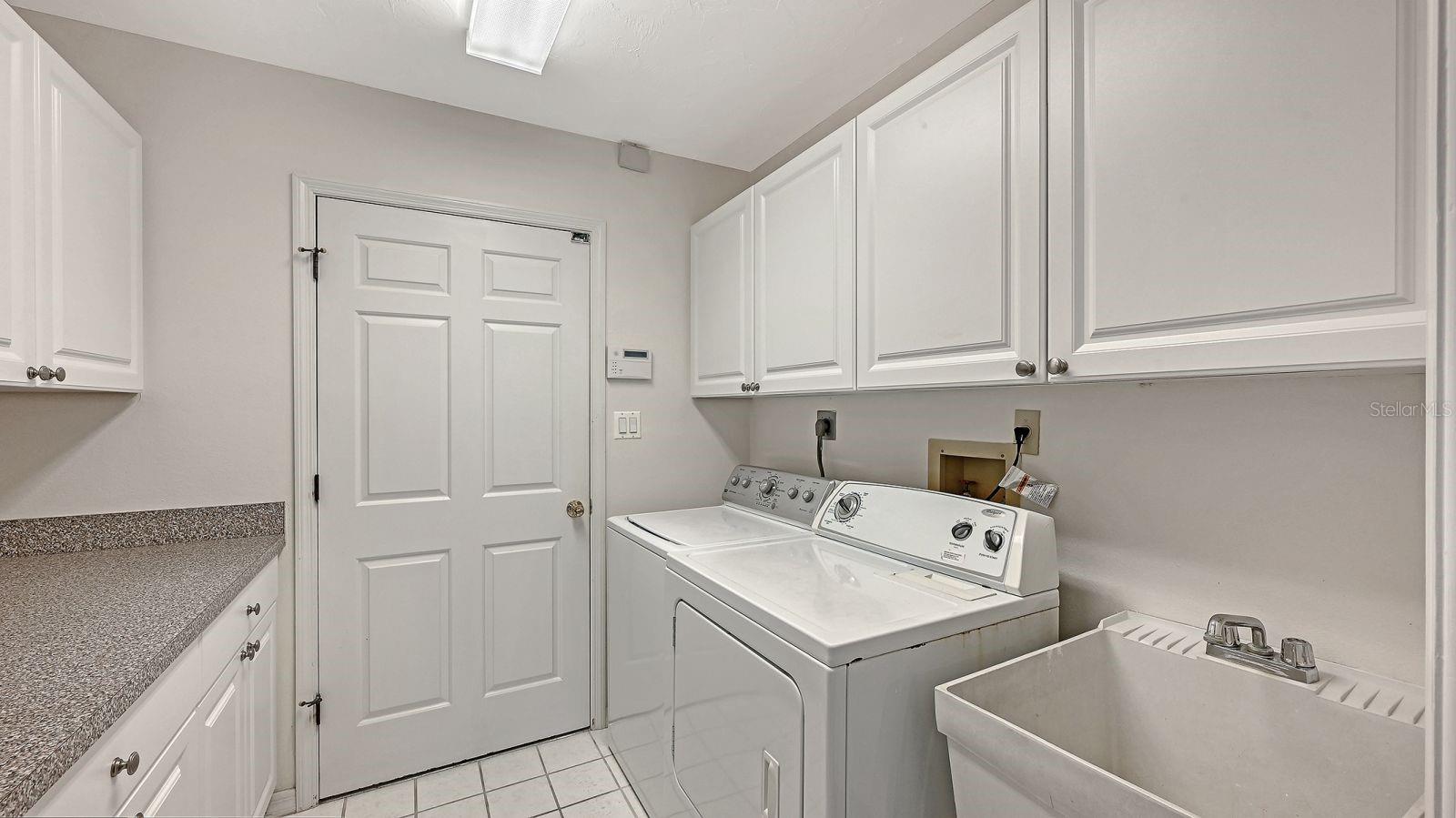 OAK FOREST VILLAS - Residential