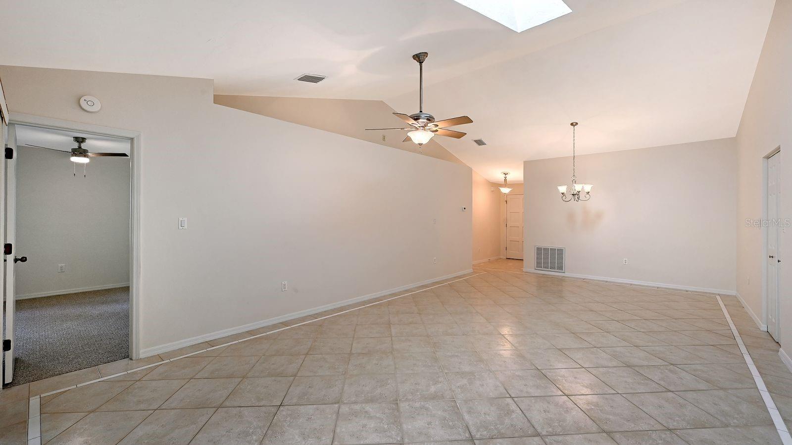 OAK FOREST VILLAS - Residential