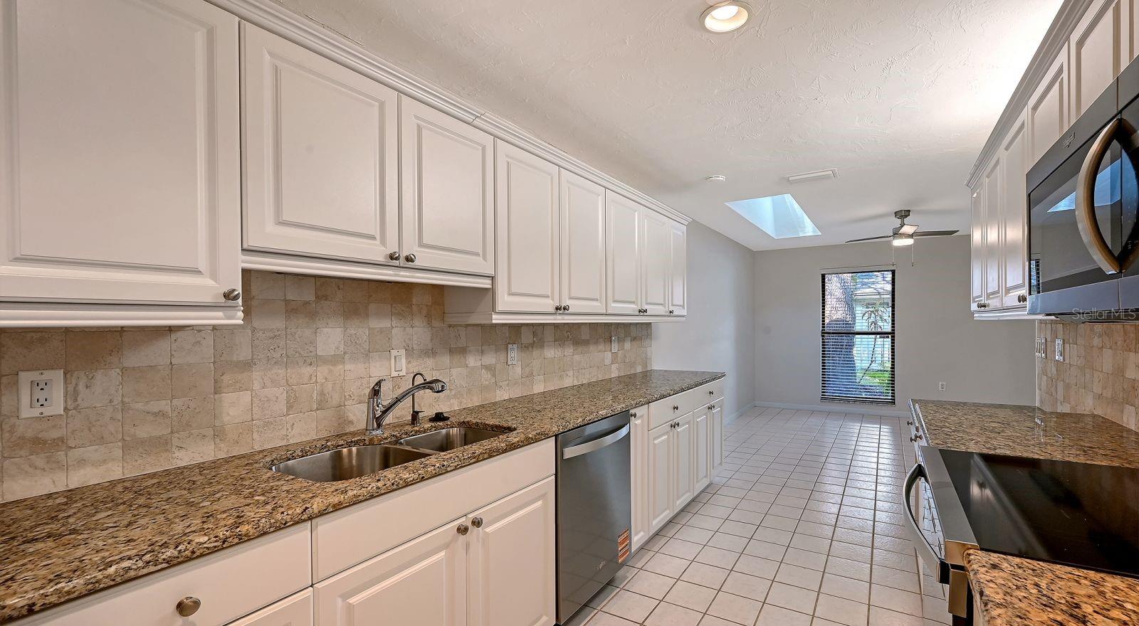 OAK FOREST VILLAS - Residential