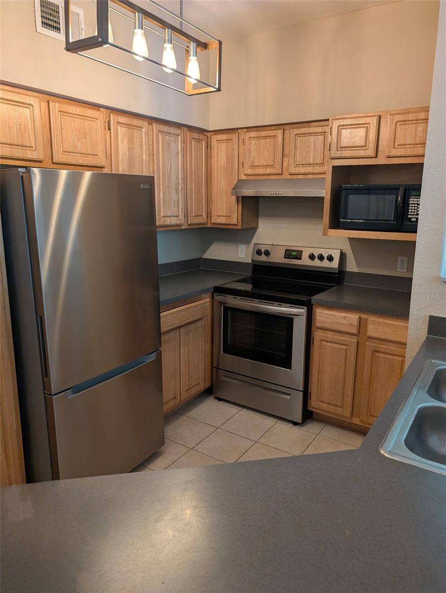 HAMPTONS/METROWEST - Residential Lease