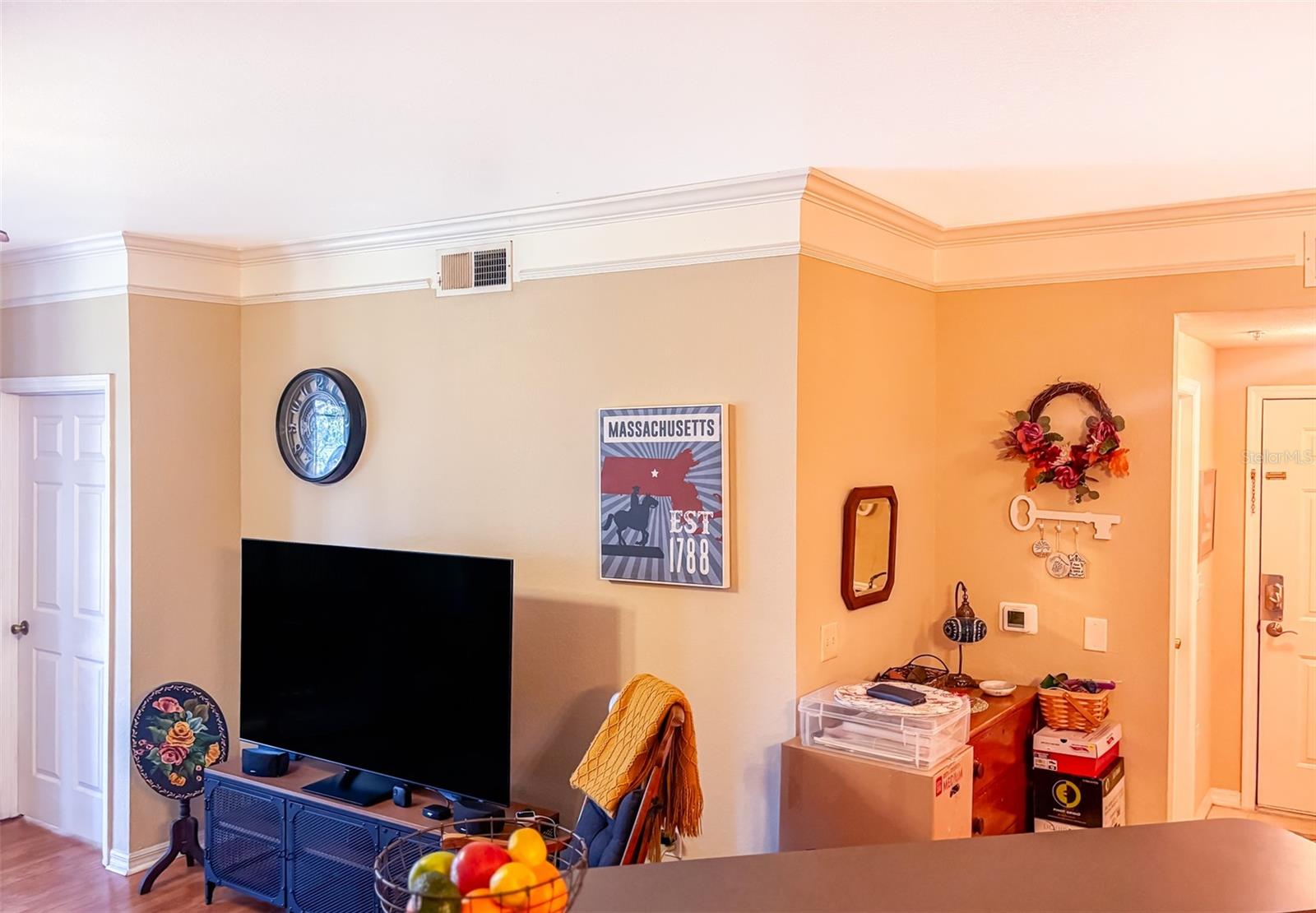 HAMPTONS/METROWEST - Residential Lease