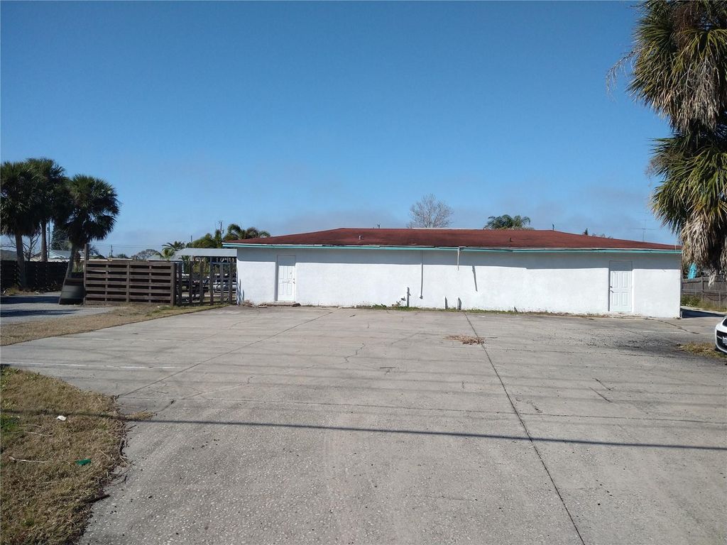Photo of 13923 Old Dixie Highway, Hudson, FL 34667 (MLS # W7883108)