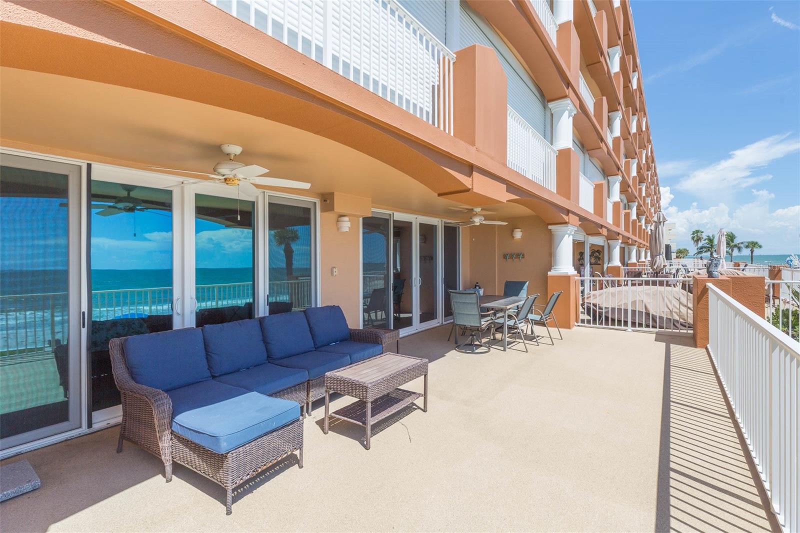 LA CONTESSA CONDO - Residential