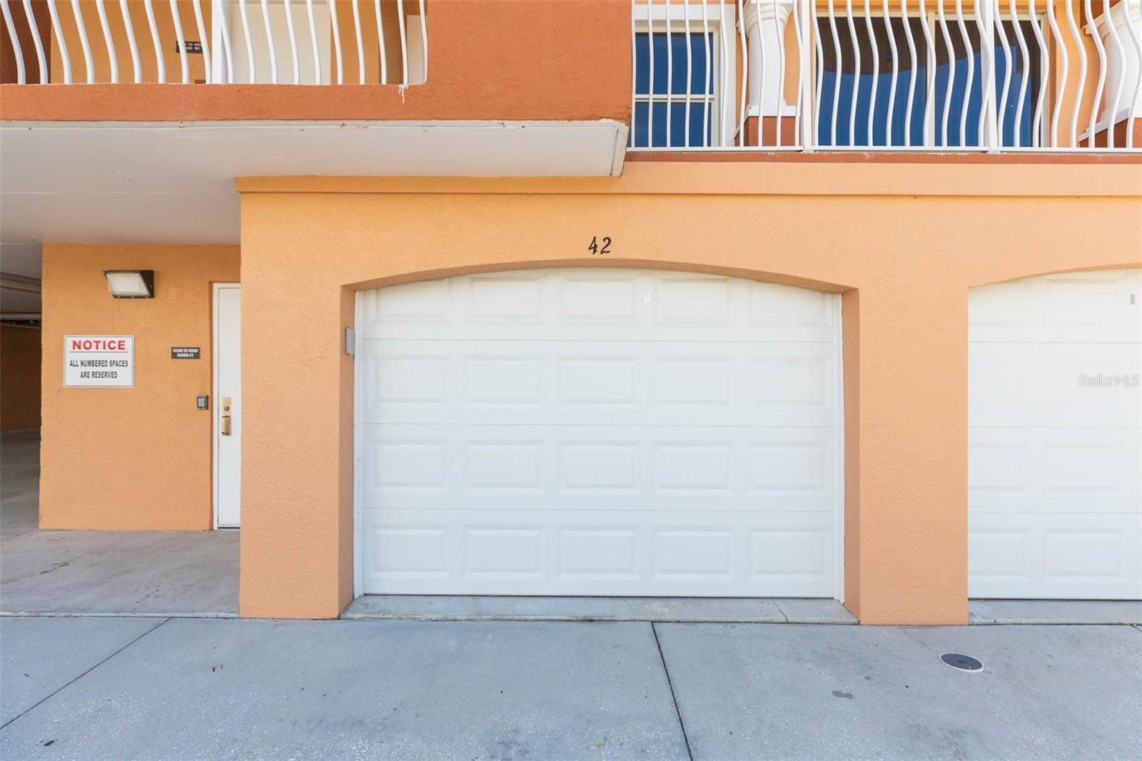 LA CONTESSA CONDO - Residential