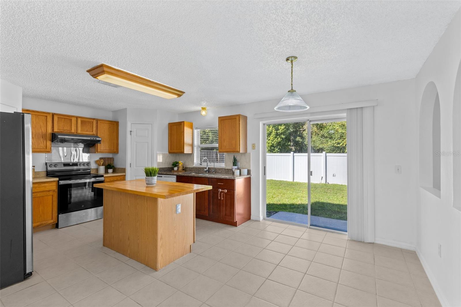 1316 HONEY ROAD