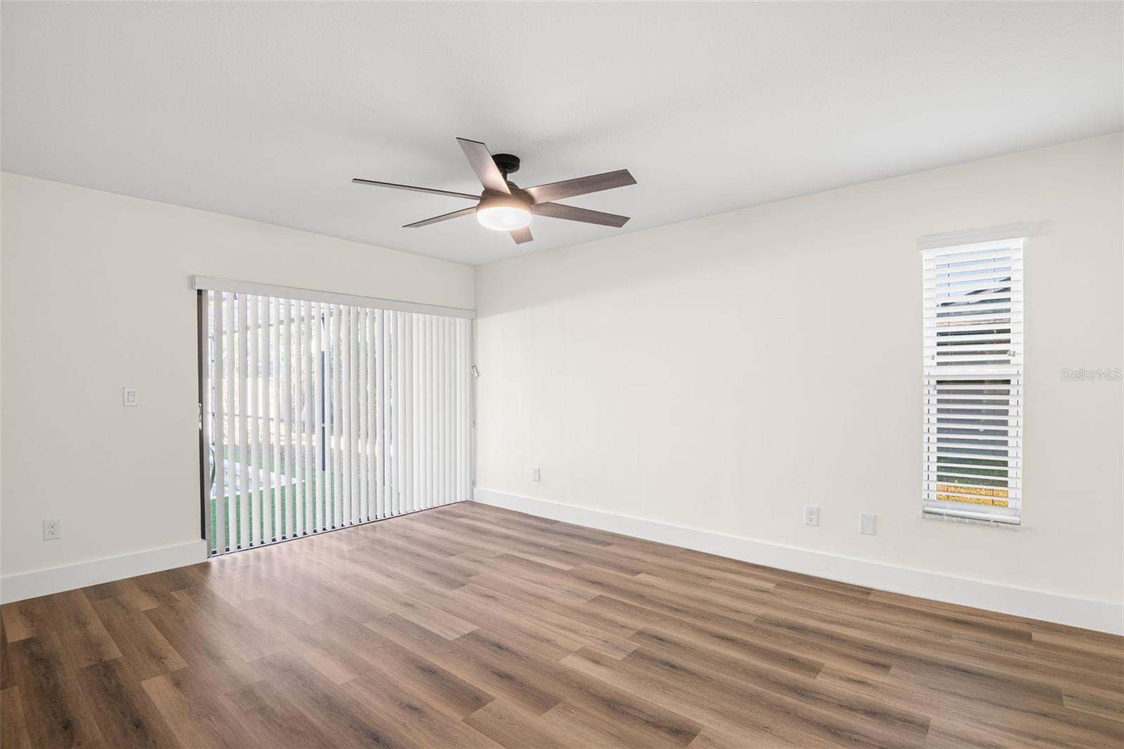 COUNTRYSIDE TR 55 - Residential Lease