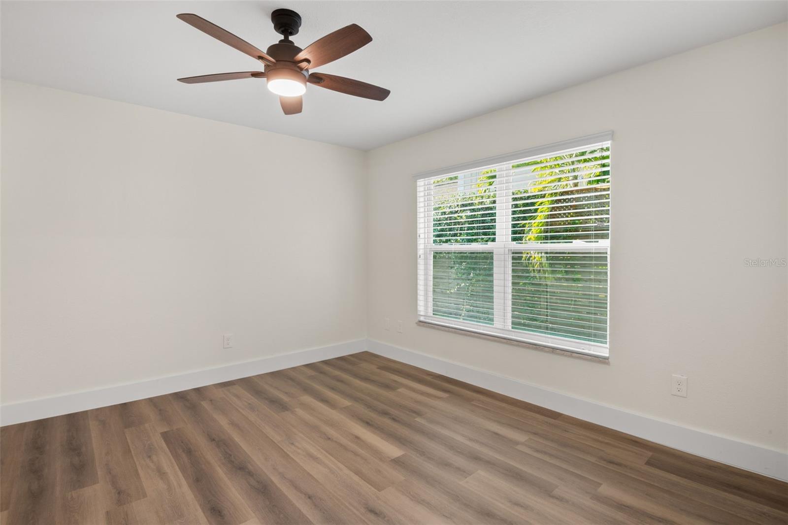 COUNTRYSIDE TR 55 - Residential Lease