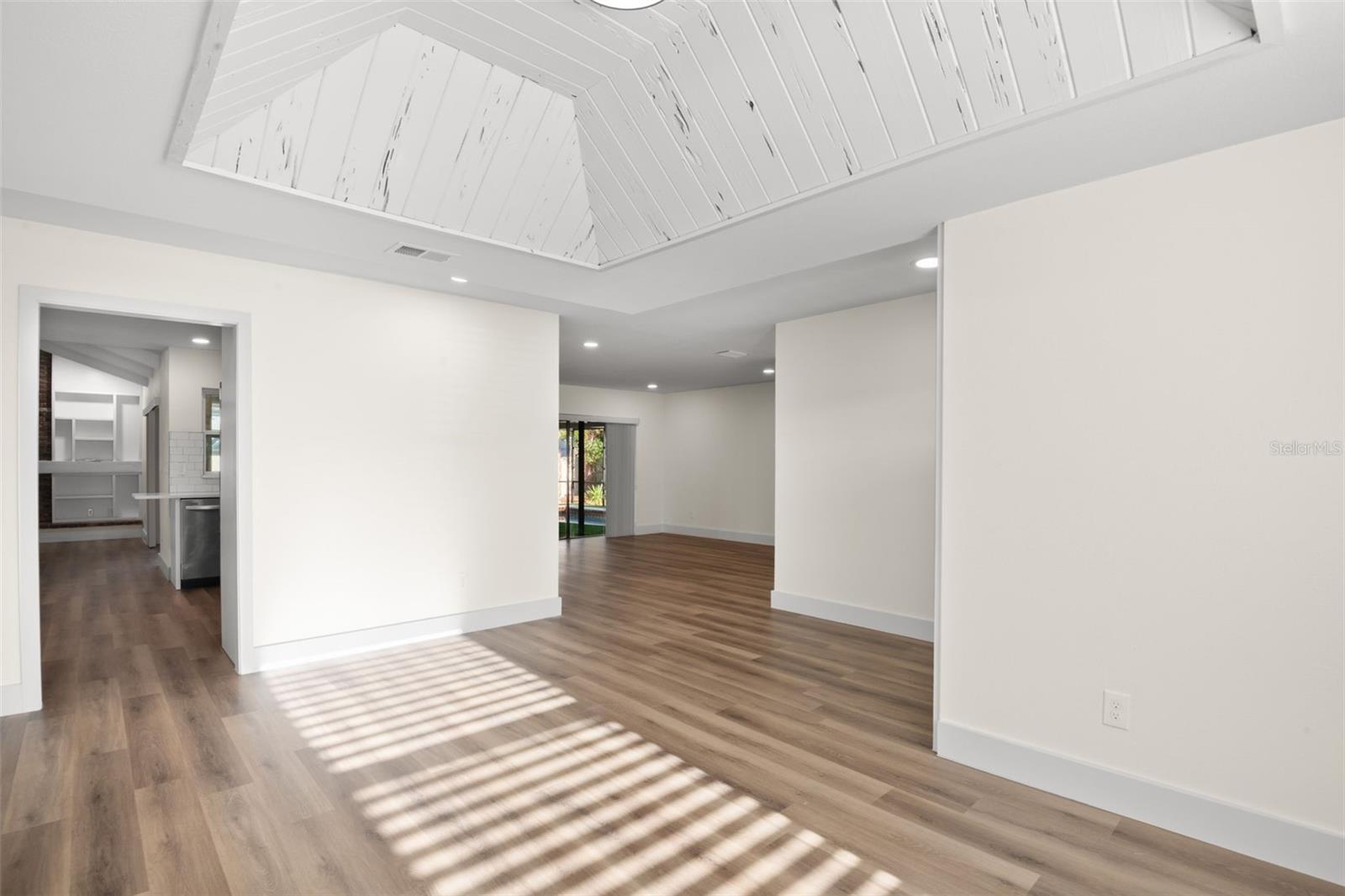 COUNTRYSIDE TR 55 - Residential Lease