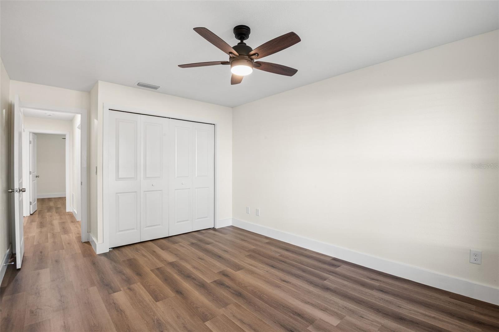 COUNTRYSIDE TR 55 - Residential Lease