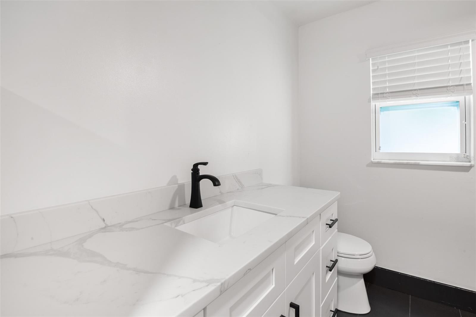 COUNTRYSIDE TR 55 - Residential Lease