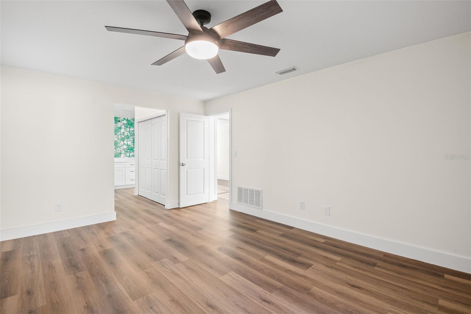 COUNTRYSIDE TR 55 - Residential Lease