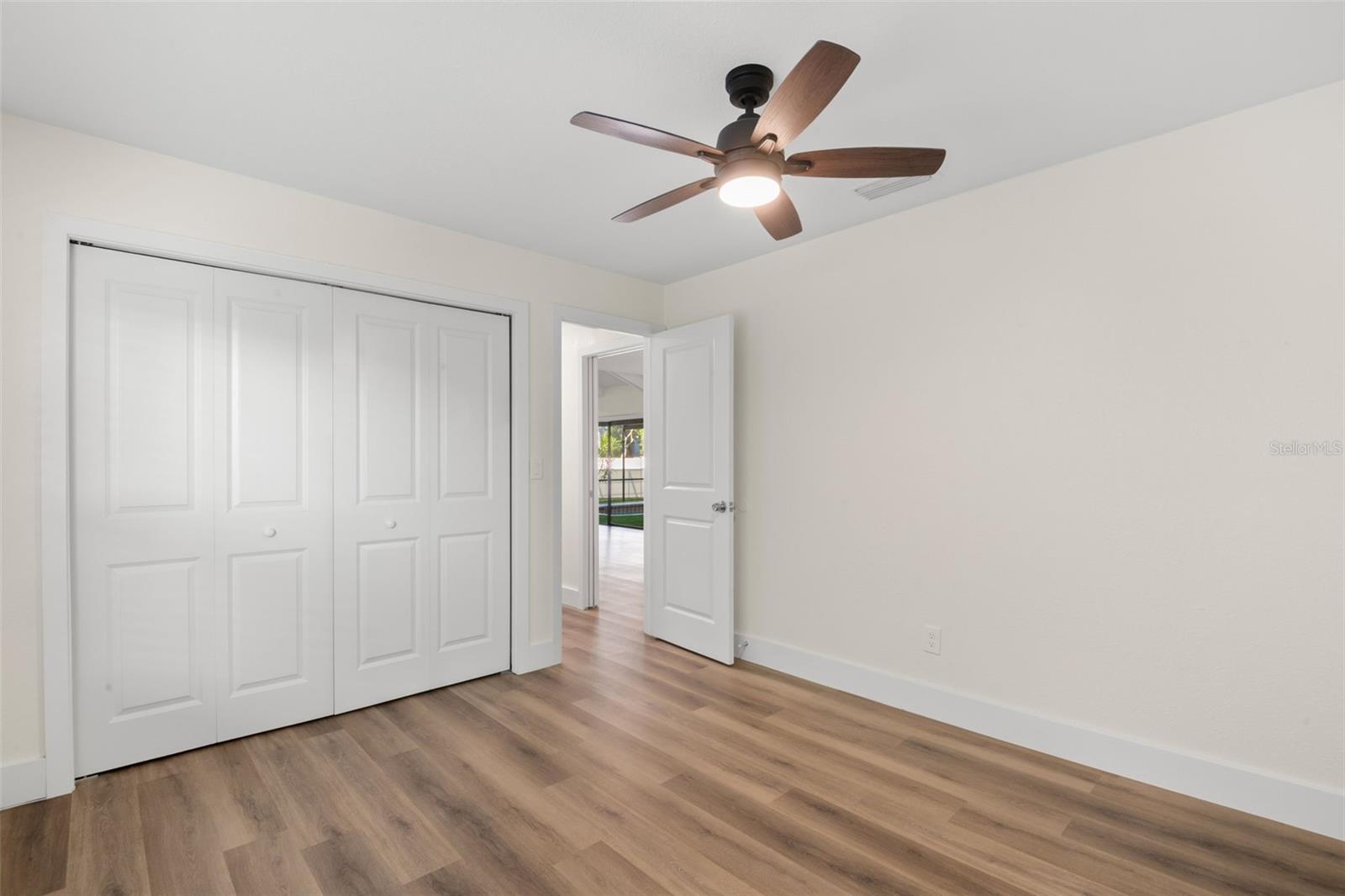 COUNTRYSIDE TR 55 - Residential Lease