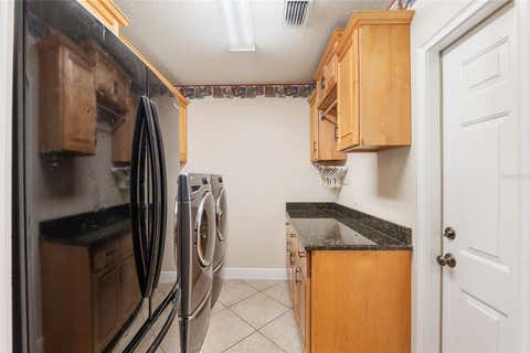 Tiny photo for 29 SE Ocale Way, Summerfield, FL 34491 (MLS # G5112256)