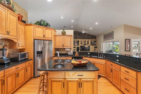 Tiny photo for 29 SE Ocale Way, Summerfield, FL 34491 (MLS # G5112256)