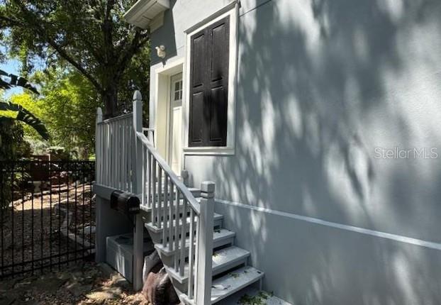 Fully Renovated 1 Bedroom Garage Apartment. Hardwood floors in every room. Stainless Steel Appliances and Granite Counter Tops and great water views from every window. Large closet and full size washer and dryer. Short walk to the North village pool and recreational facilities. Internet, Electric, Water and Trash are an additional $350 per month. 1 Parking Spot in driveway next to the front door is also included. Apartment can come Furnished or unfurnished.