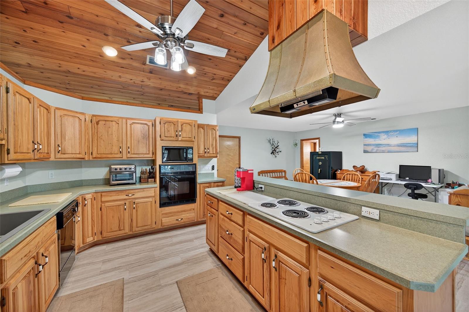 FAIRVIEW - Residential