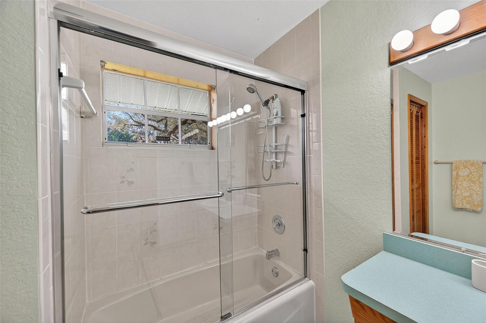 FAIRVIEW - Residential