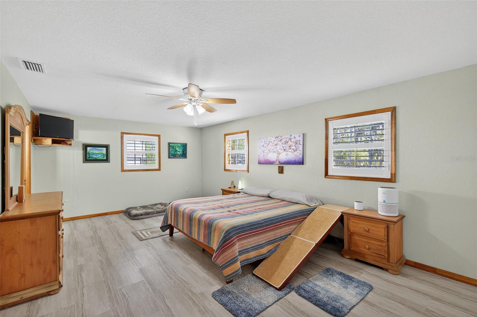 FAIRVIEW - Residential