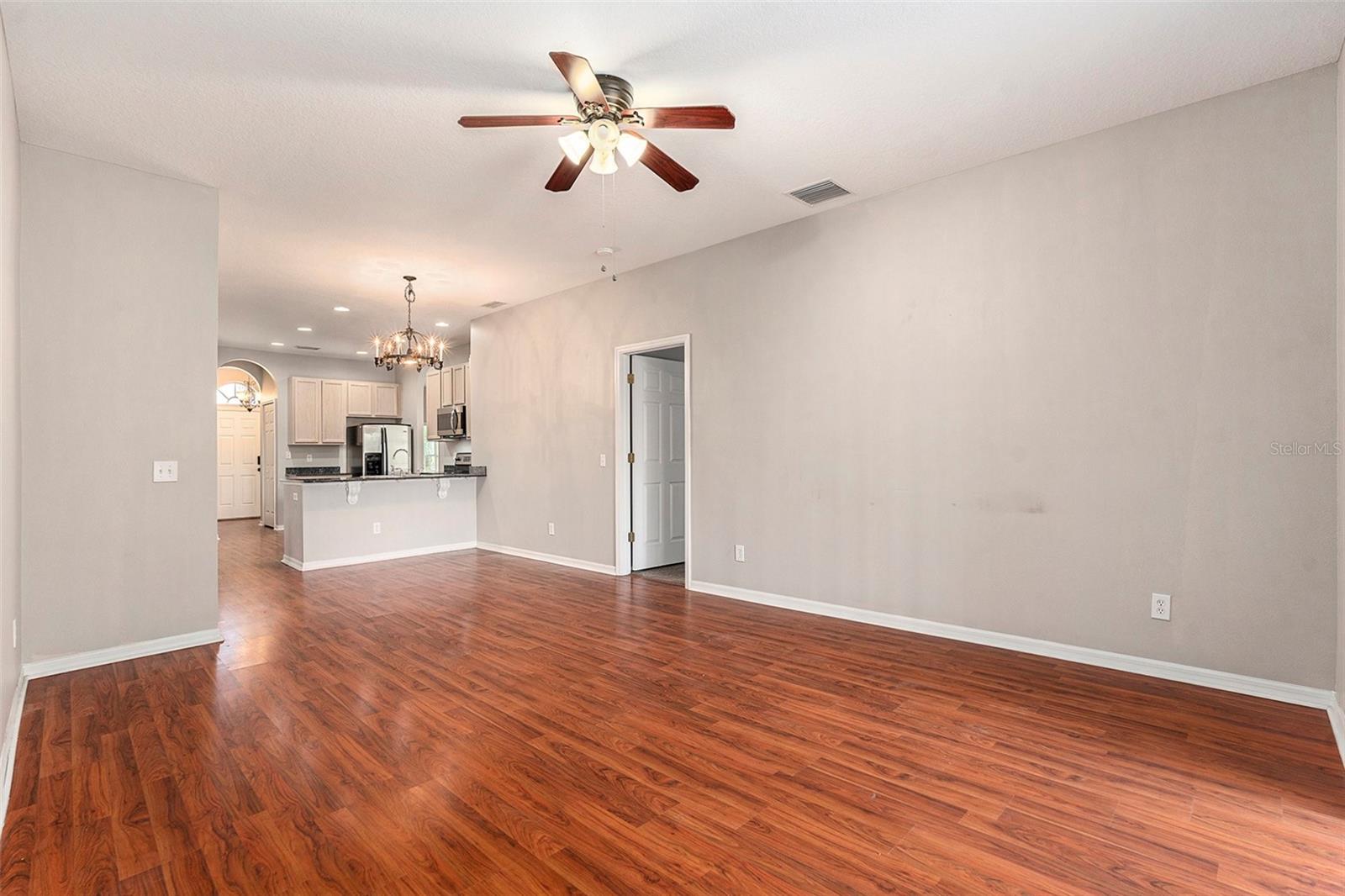 3219 GIANNA WAY