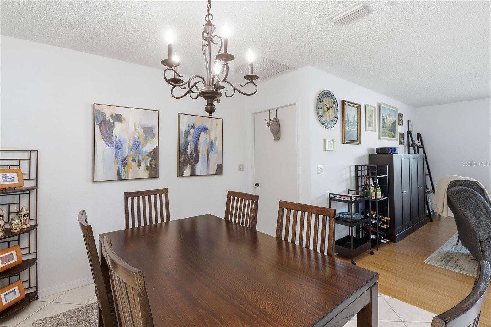 OAK RUN - Residential