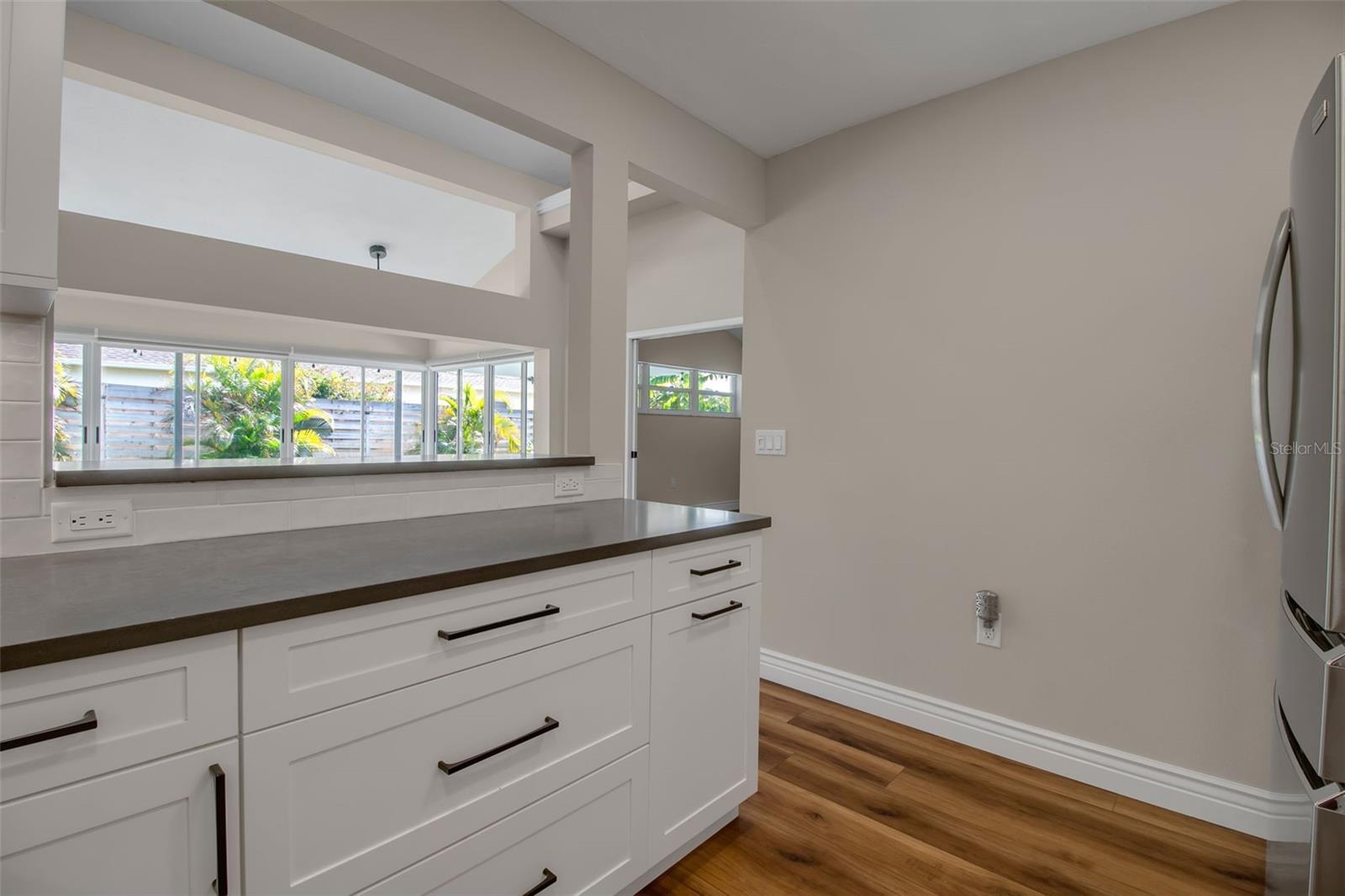 SOUTH VENICE - Residential