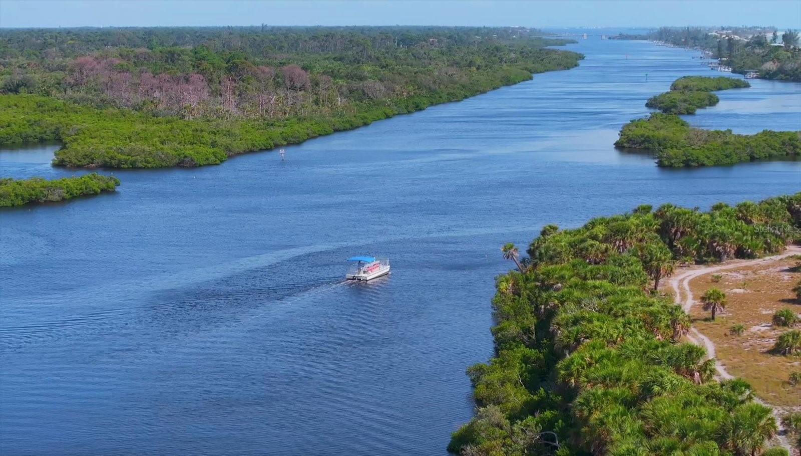 SOUTH VENICE - Residential