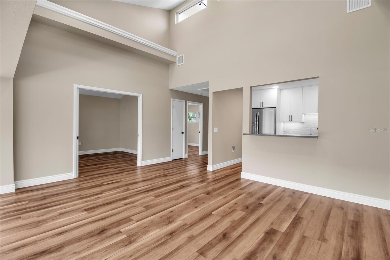 SOUTH VENICE - Residential