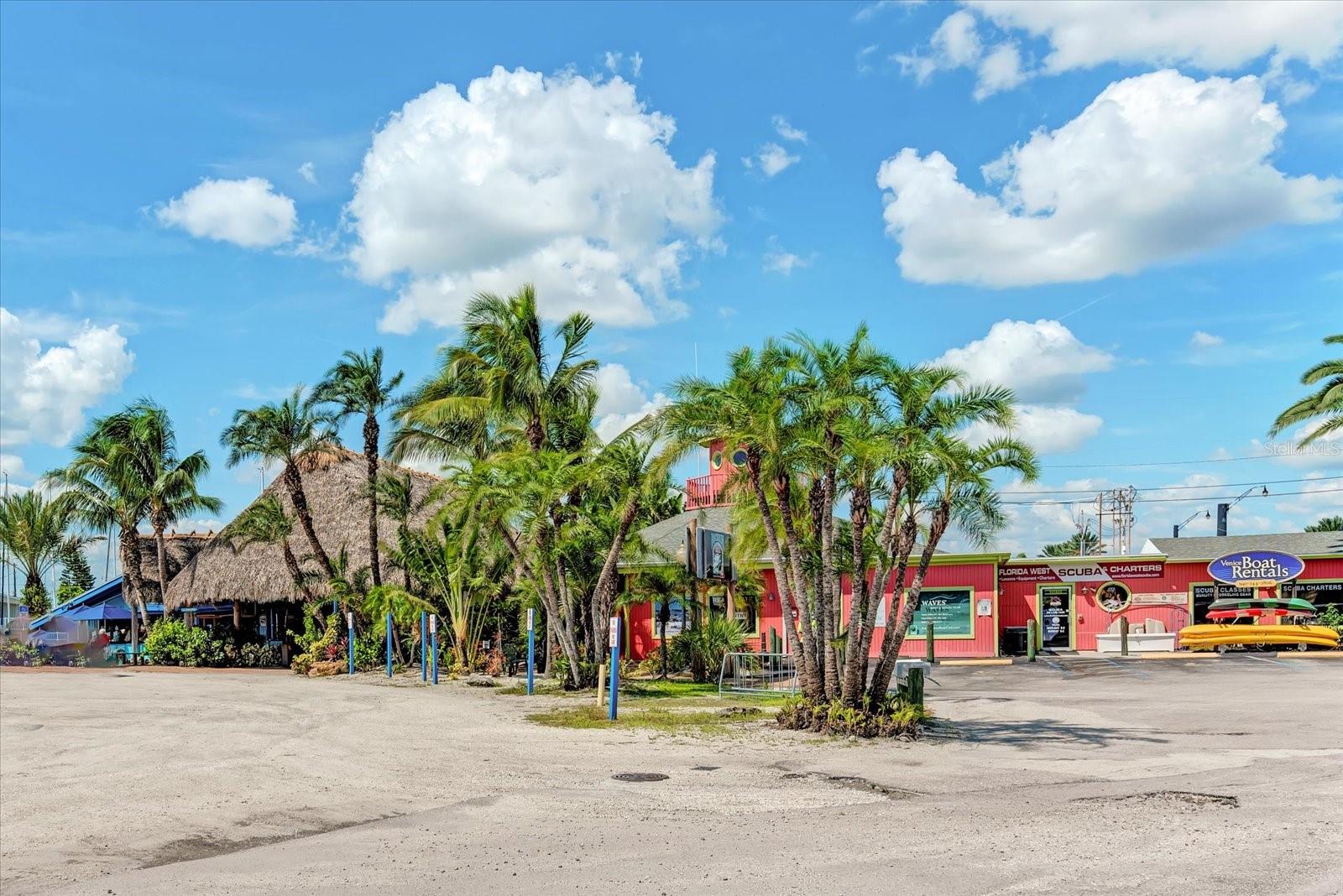 SOUTH VENICE - Residential