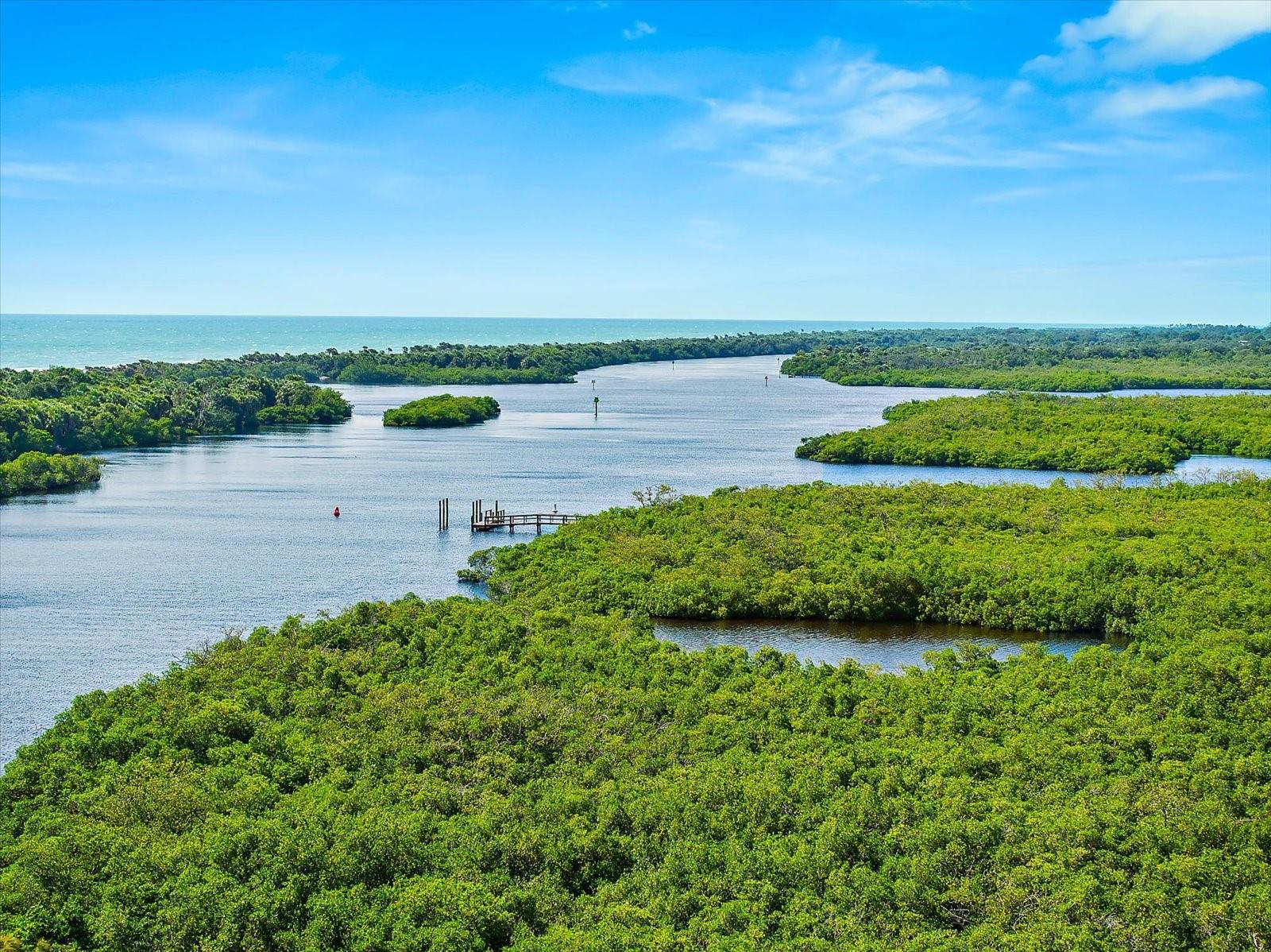 SOUTH VENICE - Residential