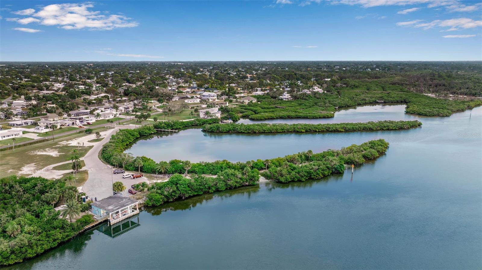 SOUTH VENICE - Residential