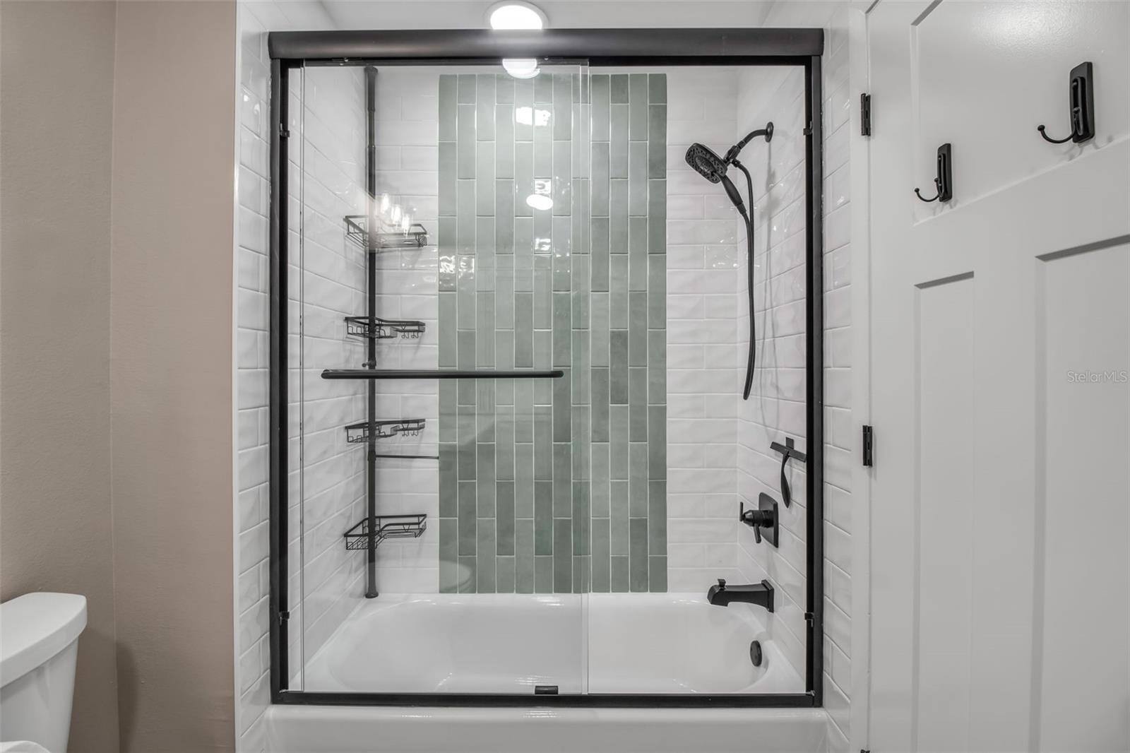 SOUTH VENICE - Residential