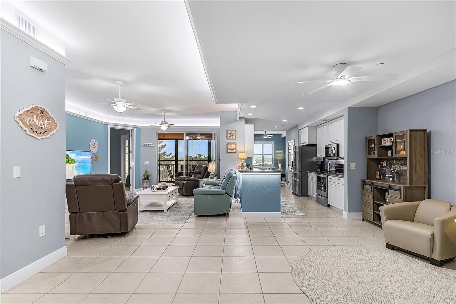 ESPLANADE/BURNT STORE MARINA PH 2 BLDNG 2 - Residential