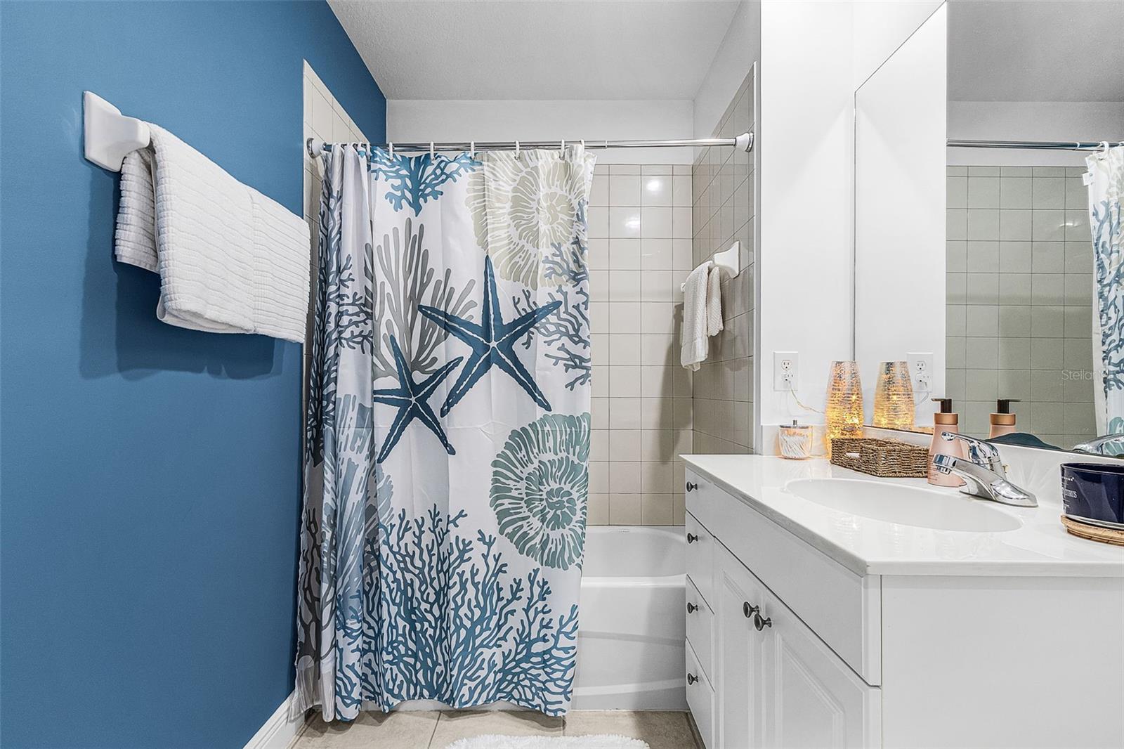 ESPLANADE/BURNT STORE MARINA PH 2 BLDNG 2 - Residential