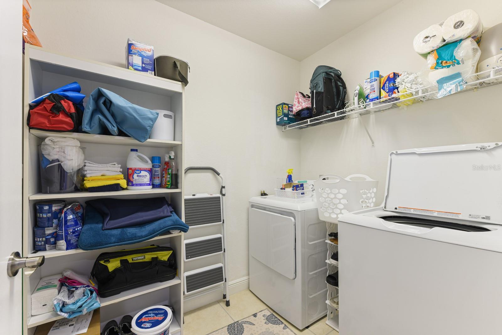 ESPLANADE/BURNT STORE MARINA PH 2 BLDNG 2 - Residential